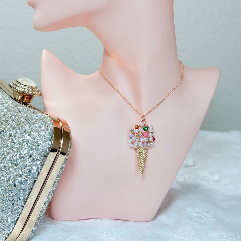 ⚜️ Gold Ice Cream Cone Pendant Necklace 🍦💎 - Picture 5 of 6